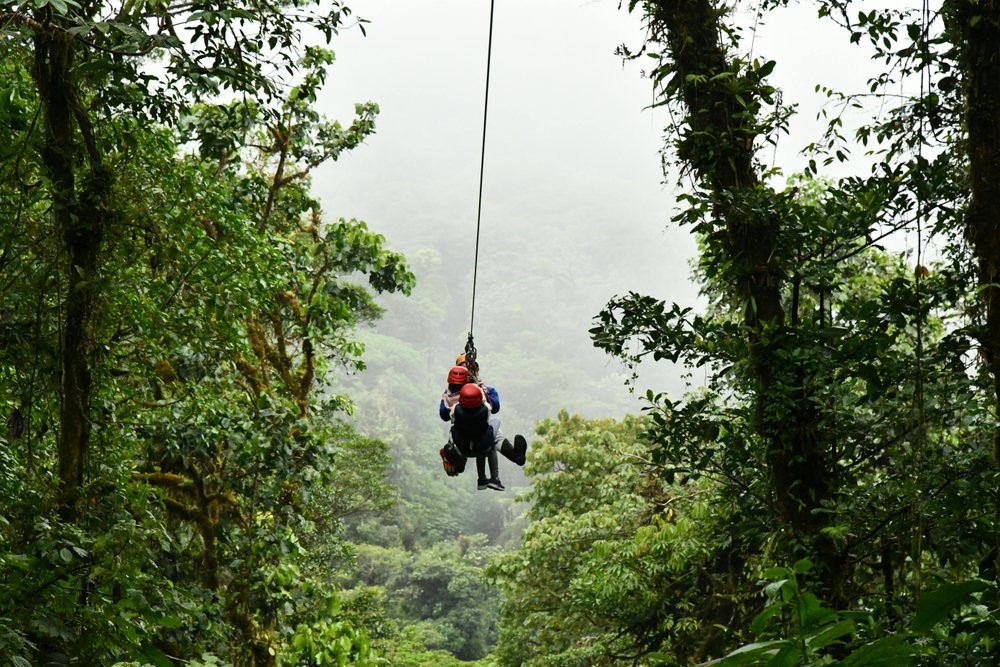 Një atraksion i ri turistik, FSHZH tender 168 milionë lekë për zip line në Berat